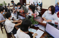 Cán bộ, công chức cấp tỉnh, huyện về xã được giữ nguyên lương, phụ cấp hiện hưởng trong 6 tháng