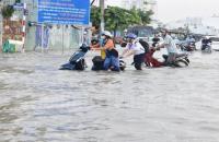 Tăng cường theo dõi, ứng phó với triều cường