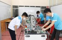 Phê duyệt Chương trình Đào tạo, đào tạo lại nâng cao kỹ năng  nguồn nhân lực