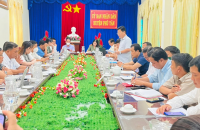 Đoàn kiểm tra Hội đồng phối hợp phổ biến, giáo dục pháp luật tỉnh làm việc tại UBND huyện Phú Tân