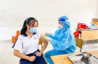 Đảm bảo tất cả mọi người dân từ 12 tuổi trở lên, trên địa bàn quản lý phải được tiêm đủ 02 liều vắc xin phòng COVID-19 trước ngày 31/12/2021