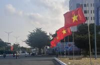 Thông báo về treo cờ Tổ quốc, nghỉ Tết Âm lịch và nghỉ lễ Quốc khánh năm 2023 